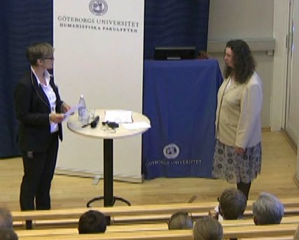 Viceprefekt Mona Arfs r�knar upp Susannes namn